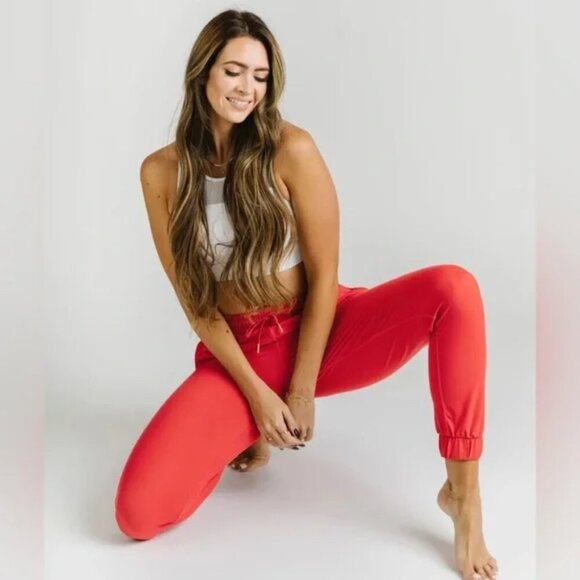 Zyia Everywhere Zipper Jogger Red Size Medium - Picture 2 of 12